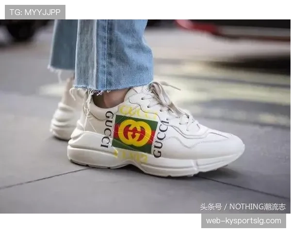 小威衣柜里那双鞋，看得我这双脚都尴尬了...