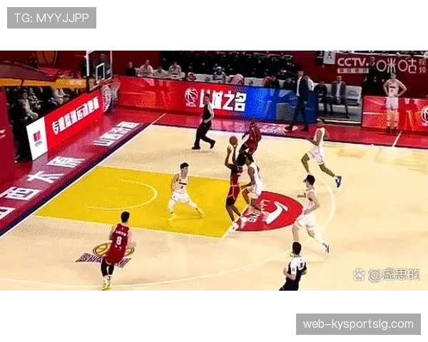 篮球比赛中违体犯规的判定标准与规则细节全面解析